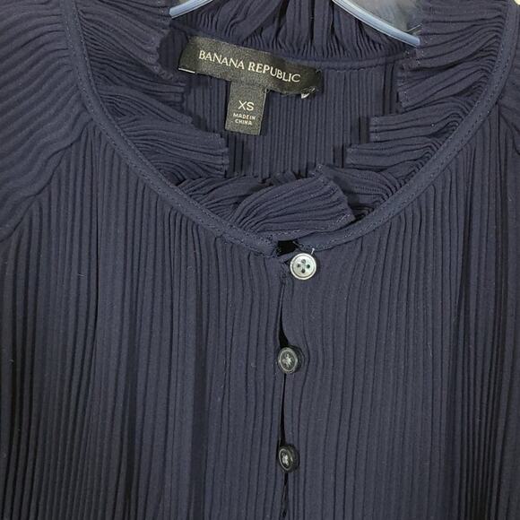Banana Republic Pleasant Pleated Blouse Blue - Picture 4 of 8